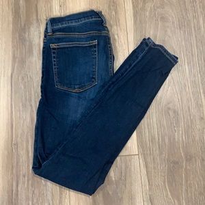 Women’s GAP 1969 legging jean